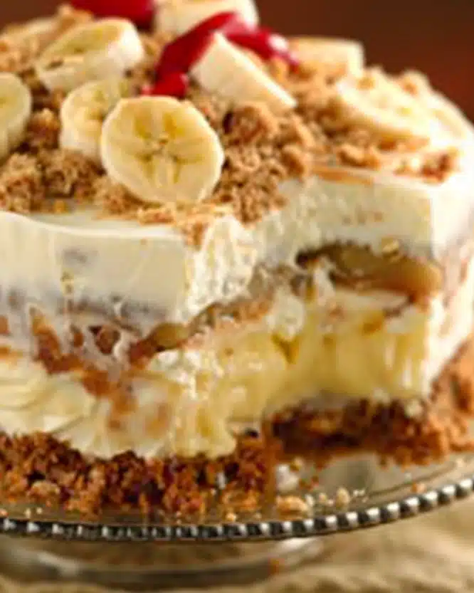 Paula Deen Banana Split Cake