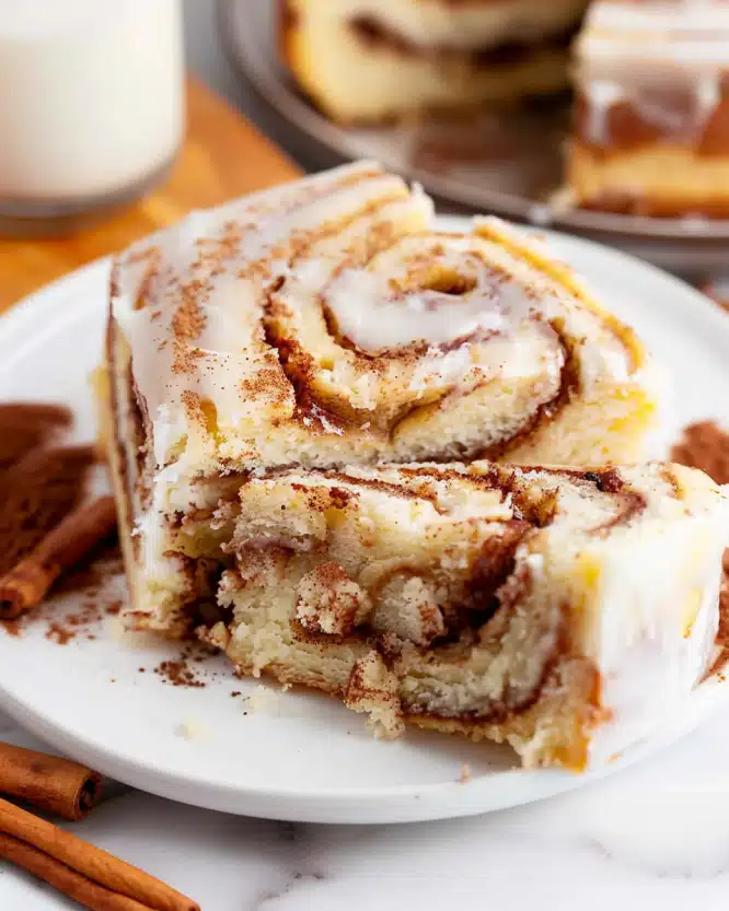 Cinnamon Roll Cake