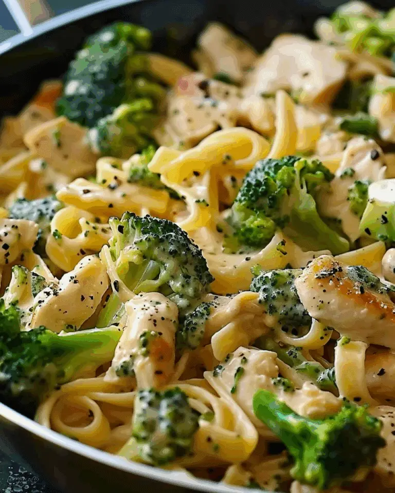 Cheesy Garlic Chicken and Broccoli Pasta Recipe