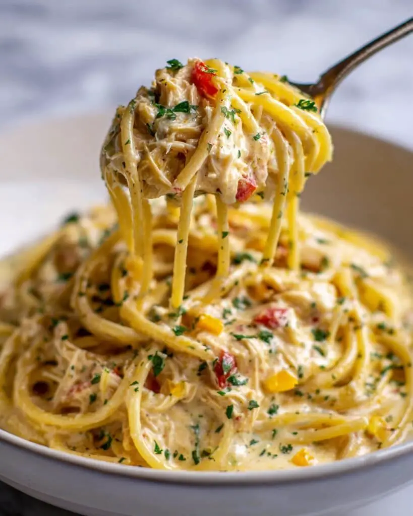 Creamy Crockpot Chicken Spaghetti Recipe