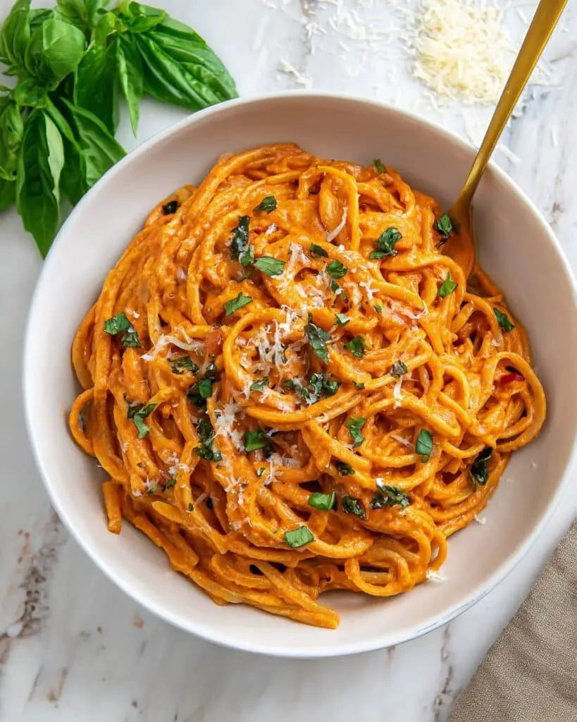 Creamy Roasted Red Pepper Pasta Sauce Recipe