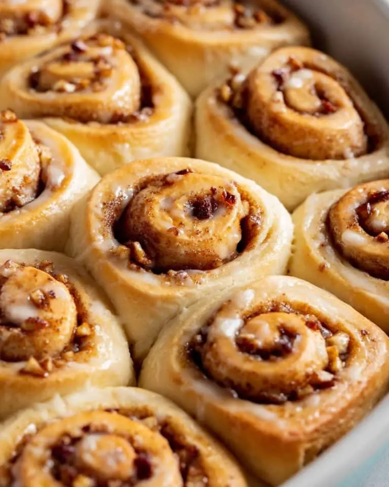 Apple Cinnamon Rolls with Maple Frosting Recipe