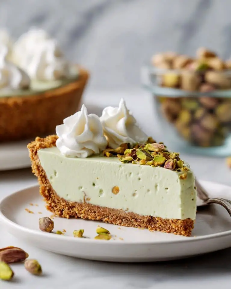 Creamy Pistachio Pie Recipe