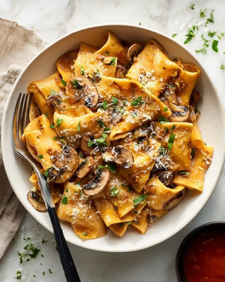 Gochujang Pasta with Mushrooms and Cream Recipe