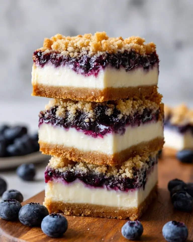 Blueberry Crumble Cheesecake Bars Recipe